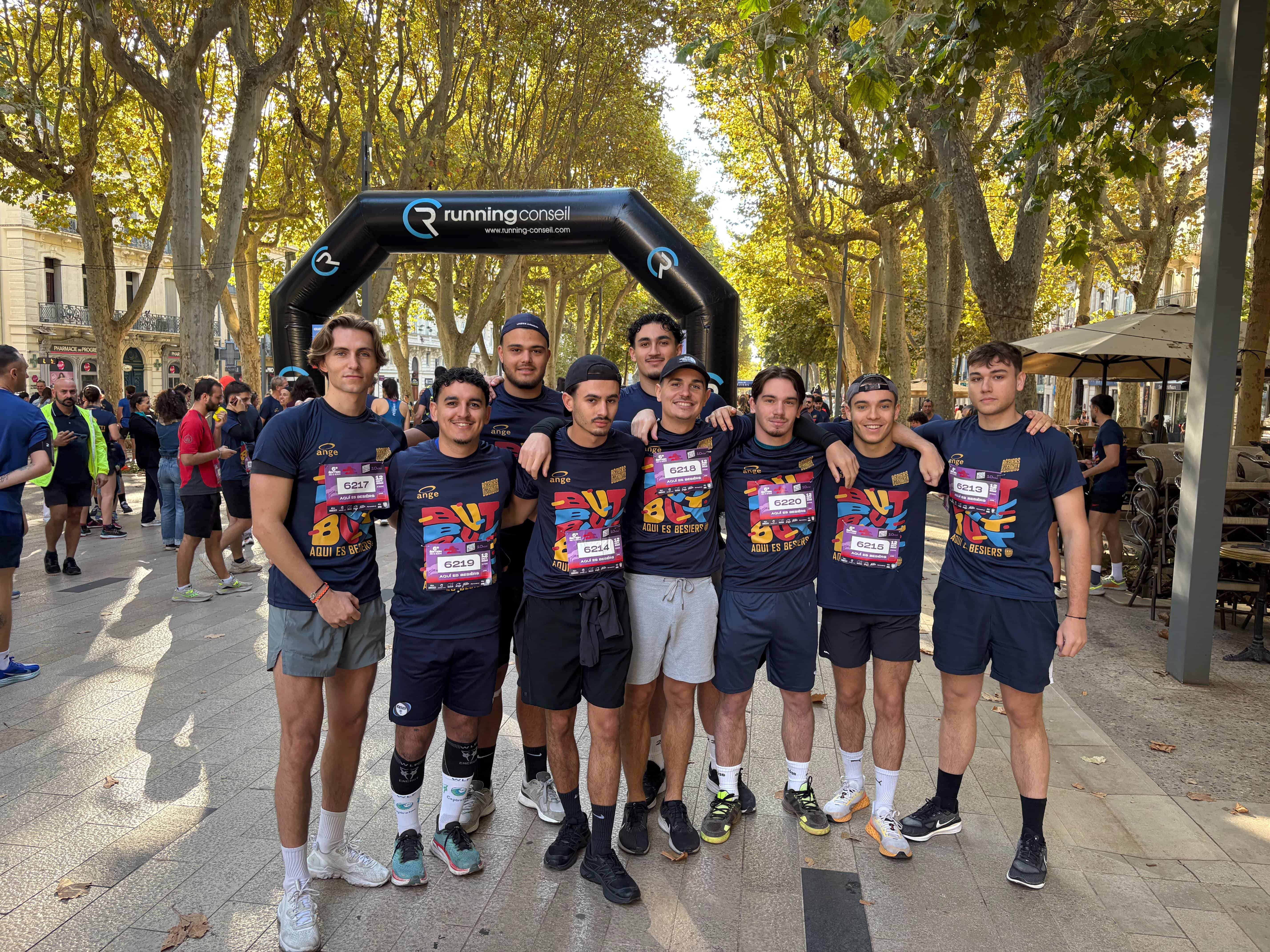 L’équipe CONEXIO Telecom au départ du Béziers Urban Trail 2025